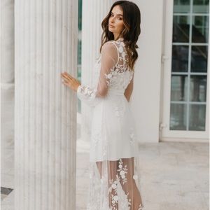Le rose bridal robe